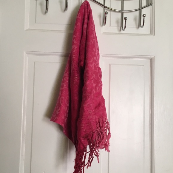 Pink Leopard Print Scarf - Picture 1 of 1